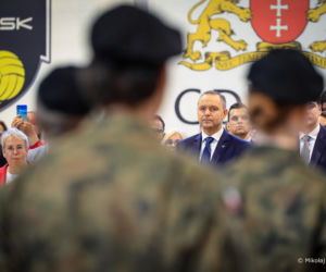 Nawrocki odwiedził swoje LO