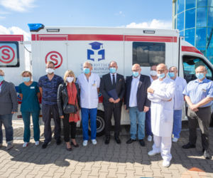 Wrocławski szpital ma najnowocześniejszą karetkę w Polsce