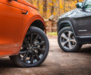 Land Rover Discovery Sport 2.0P 200 KM AT9 AWD R-Dynamic HSE vs. Jeep Cherokee 2.2 MultiJet 195 KM AT9 AWD Limited