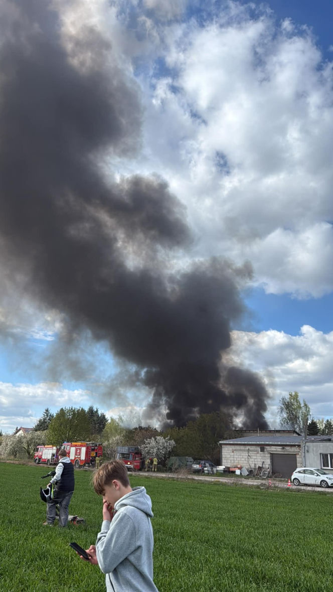 Pożar hali magazynowej