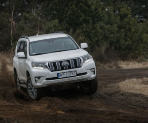Toyota Land Ctruiser 2.8 D-4D 177 KM 6 A/T Invincible