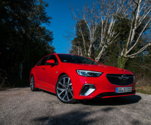 Opel Insignia GSi 2.0 Turbo 260 KM 8AT