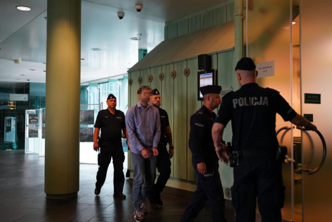 Były policjant poćwiartował i podpalił ciało budowlańca. Rodzina walczy o dożywocie