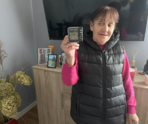 Dramat 67-letniej pani Basi. W mieszkaniu ma 14 stopni, ogrzewa się kuchenką gazową!