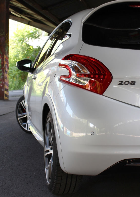 Peugeot 208 GTi