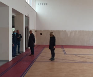 Remont sali gimnastycznej w Zespole Szkół Nr 7 w Białym Borze na finiszu