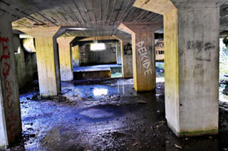 Tajemnicza podziemna hala w woj. warmińsko-mazurskim. Nikt nie wie, co tam się znajdowało 