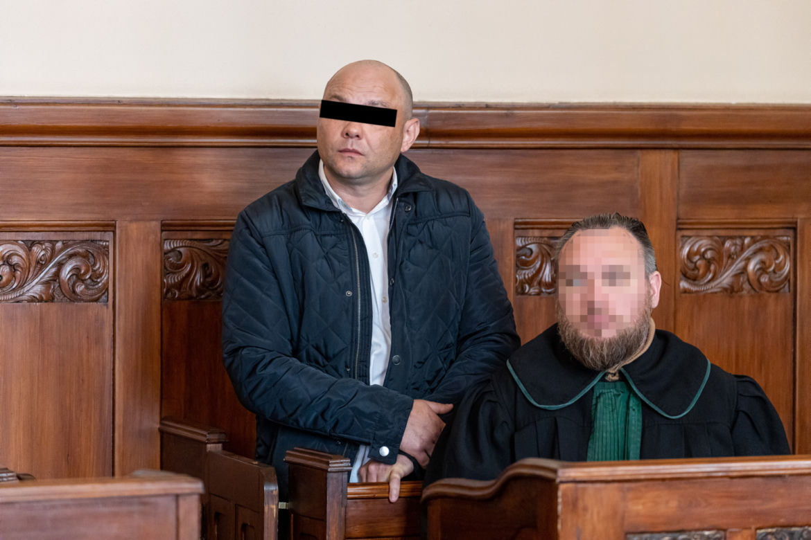 Bronił pasażerów, więc go skatowali