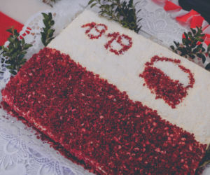 100 lat niepodległości Białymstoku. WOAK świętował na słodki i śpiewająco