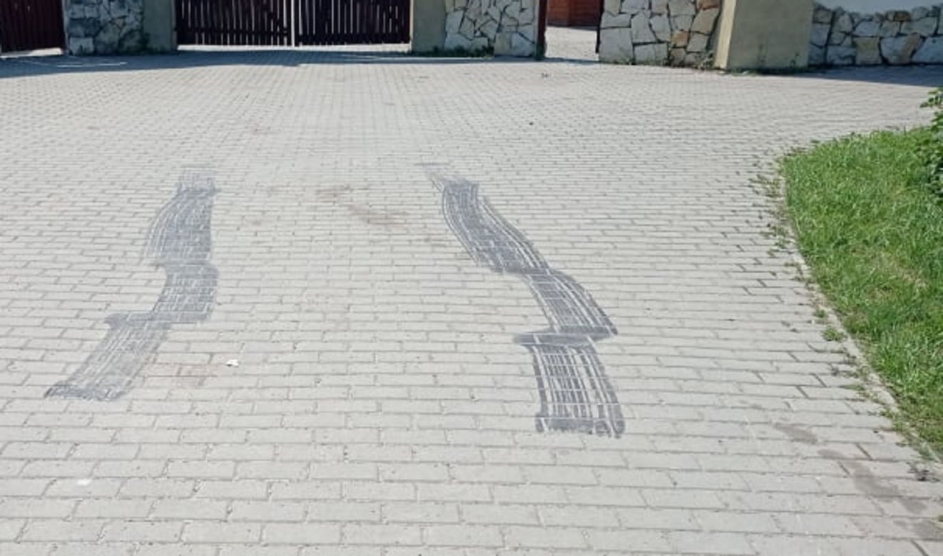 Radymno. Kierowca BMW wjeżdżał w ludzi [ZDJĘCIA]