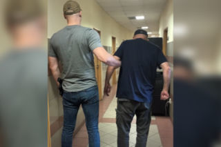 62-latek okradł znajomą. Wyniósł z jej mieszkania 16 tys. zł i biżuterię