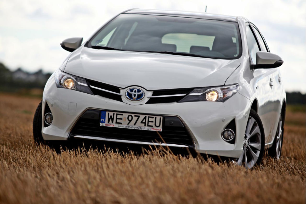 Toyota Auris Hybrid