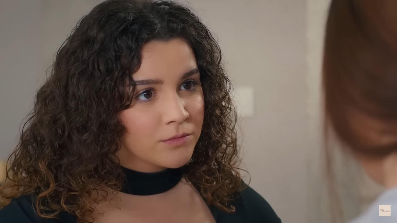 Kłótnia Melis i Zeynep