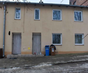 Tragedia w Chełmnie! Matka i trójka dzieci nie żyją po zatruciu czadem