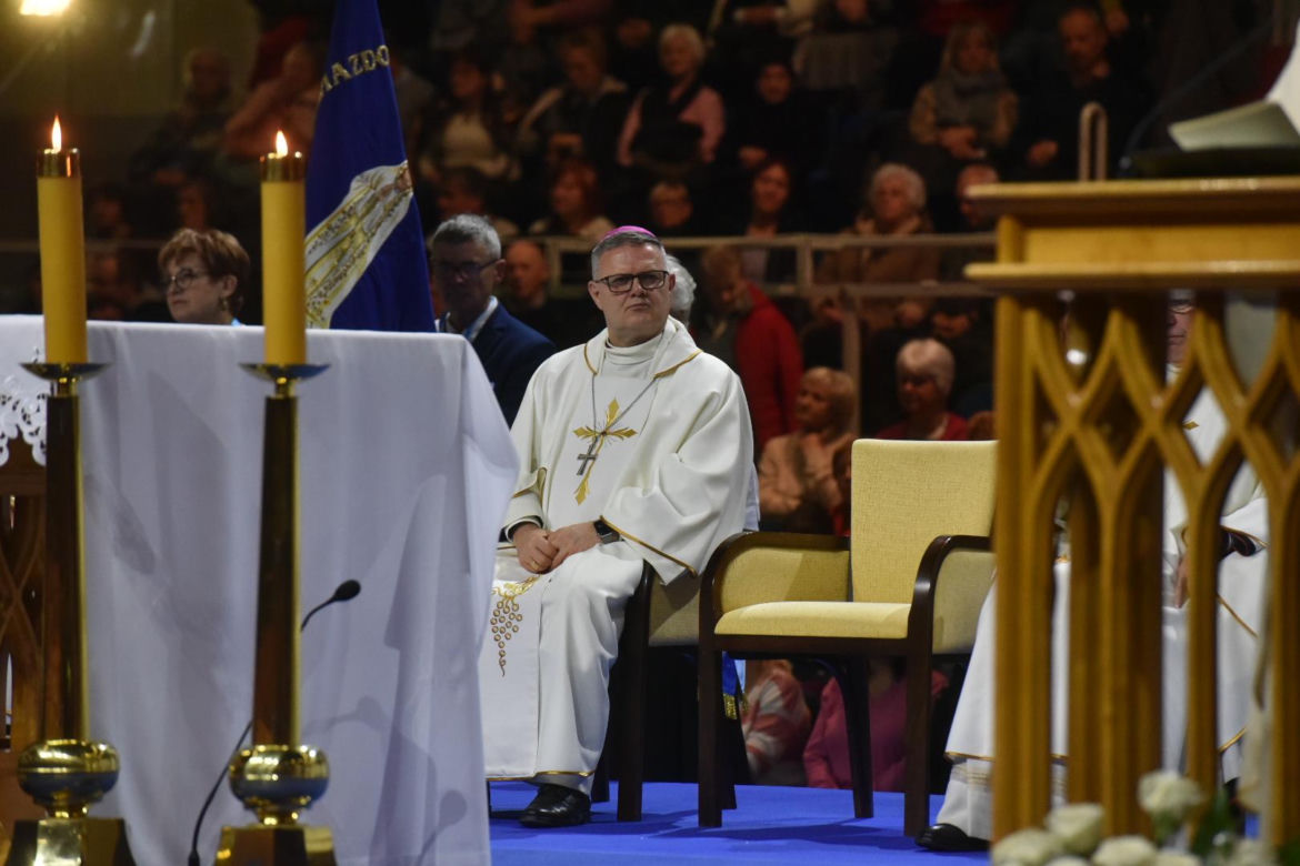 Urodziny Radia Maryja. Tak ojciec Rydzyk i jego zwolennicy świętowali w Toruniu
