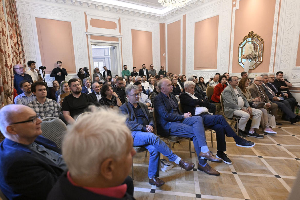 Spotkanie autorskie dotyczące książki "Alfabet Millera"