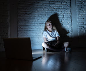 Chcą podnosić świadomość młodych ludzi o cyberprzemocy. Uczniowie z 37 szkół już przeszli szkolenia. 