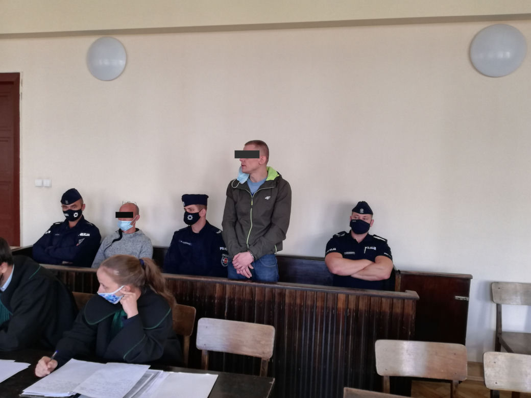 Miała porwać dziecko. W odwecie skatowali ją świecznikiem