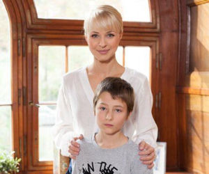 PIERWSZA MIŁOŚĆ. Sandra Malicka (Monika Dryl), Jakub (Dawid Strumień)