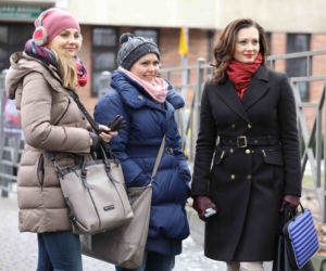 PRZYJACIÓŁKI 2 sezon odc. 21. Inga (Małgorzata Socha), Anka (Magdalena Stużyńska), Zuza (Anita Sokołowska)
