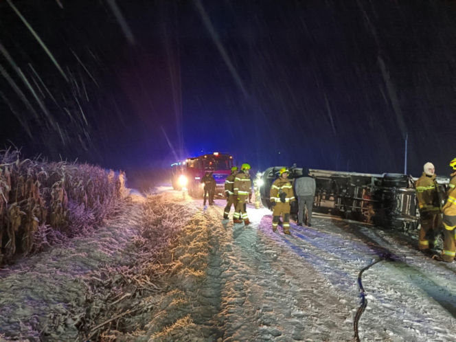 Wypadek autobusu pod Zduńską Wolą