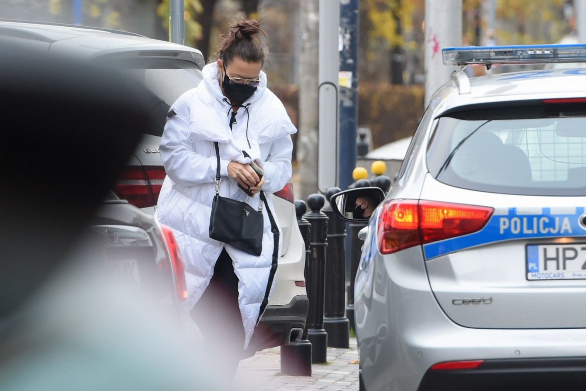 Kinga Rusin dostała mandat bo poszła po waciki