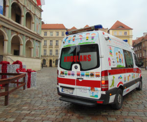 Bajkowy ambulans będzie woził małych pacjentów