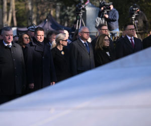 Obchody 16. rocznicy katastrofy smoleńskiej. Powązki