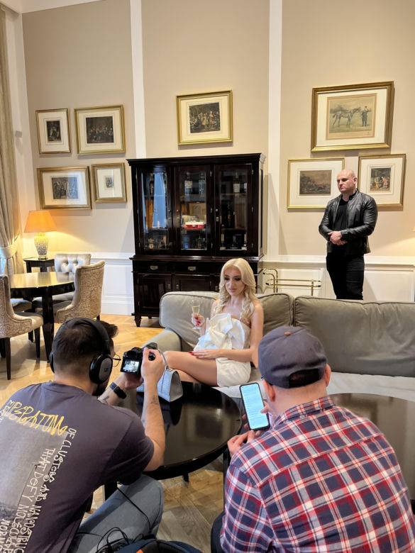 Caroline Derpieński w wywiadzie dla VOX FM