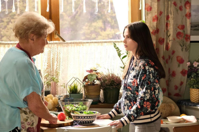 M jak miłość, odcinek 1914: Basia po rozstaniu wyjedzie do Niemiec zamiast Agnes! Córka Artura i Marysi poprosi siostrę o plan podróży