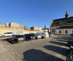 Parking przy Ćwiczni