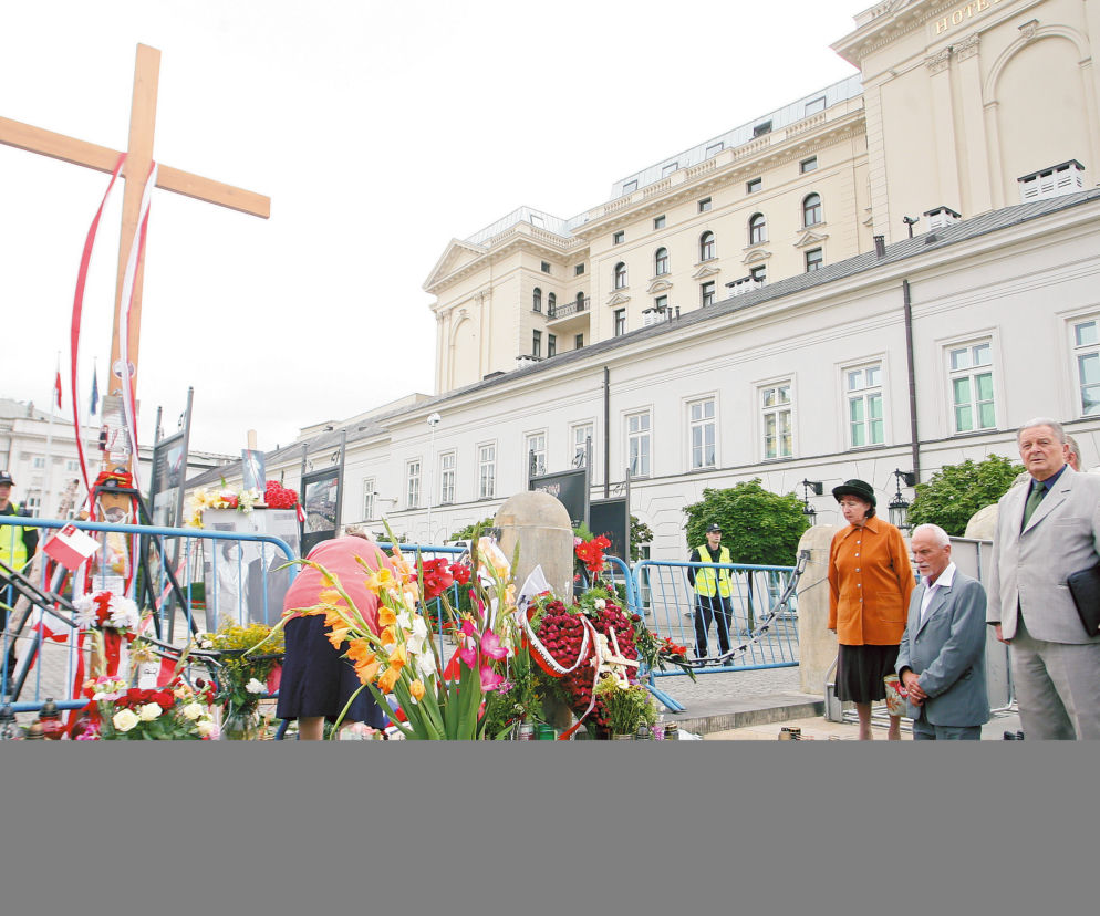 Kim są obrońcy krzyża