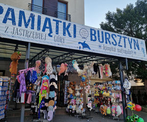 Nowy trend nad morzem! Lody i pamiątki w połowie listopada? Ta nadmorska miejscowość jest czynna cały rok