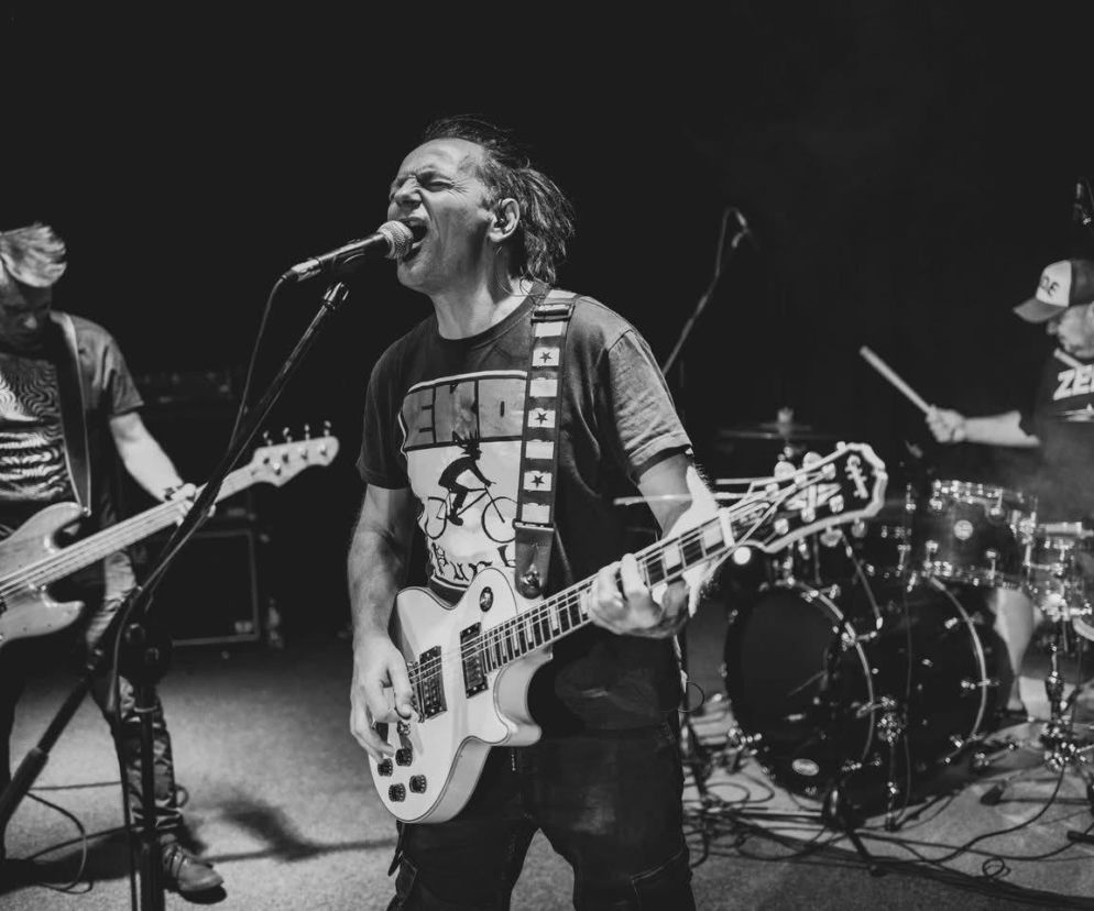 Punkowa legenda wraca do Tarnowa. Moskwa zagra w Piwnicy „Przepraszam”