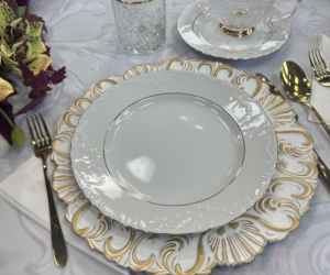 Co naprawdę dzieje się w zamku Zdrajców? Mamy zdjęcia zza kulis hitu TVN!