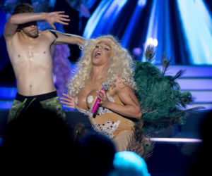 Marek Kaliszuk jako Nicki Minaj. Twoja twarz brzmi znajomo 2, odcinek 4