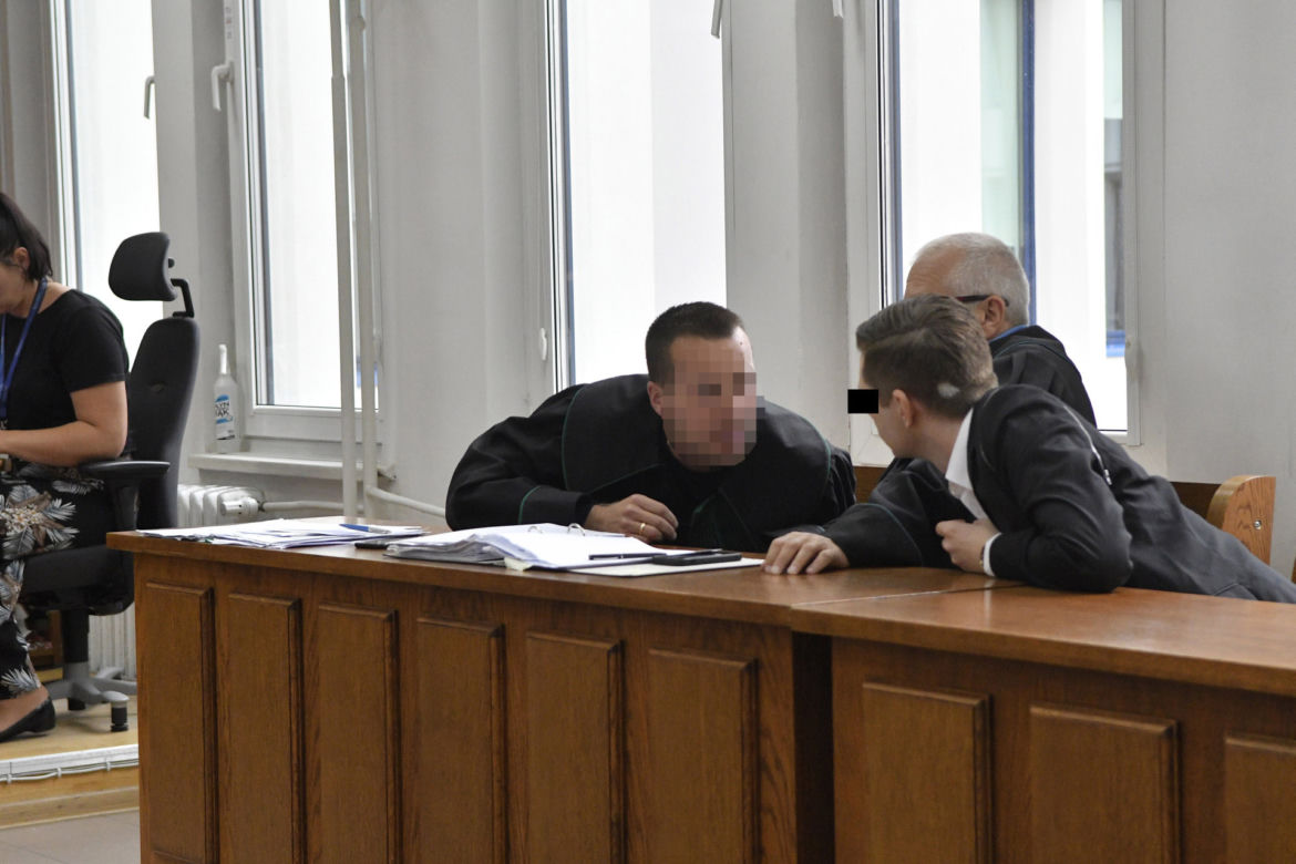 Kolejna rozprawa Patryka D. Pędził białym porsche po Marszałkowskiej. Inwalida zginął na miejscu
