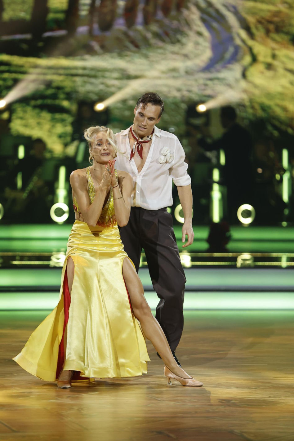 Maurycy Popiel, Sara Janicka