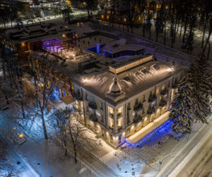 Koniec z prezentami, które lądują w szufladzie. Wspólny relaks to inwestycja w zdrowie i relacje 