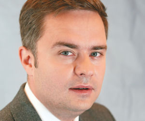 Pożyczył kasę od kolegi, kupował działki