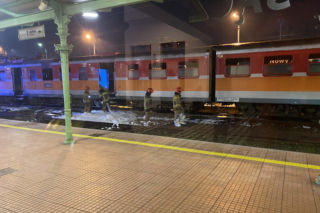 Pożar na dworcu kolejowym w Nowym Sączu. Palił się pociąg
