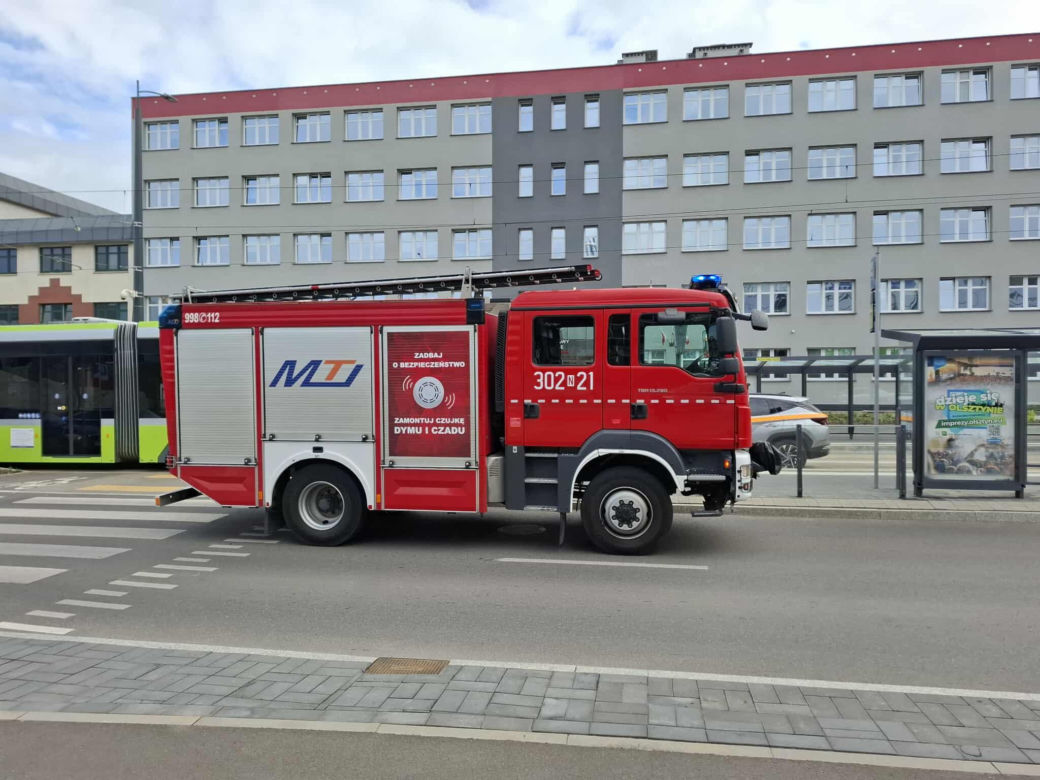 Tragedia w Olsztynie. Rowerzystka została potrącona przez tramwaj. Nie żyje