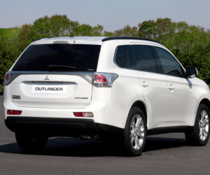 NOWY Mitsubishi Outlander 2013
