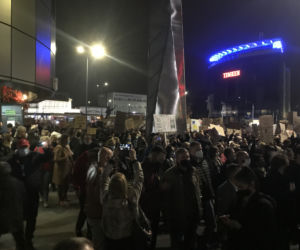 Strajk kobiet w Sosnowcu. Tłumy na ulicach! Wsparcie karetek, medyków i taksówkarzy