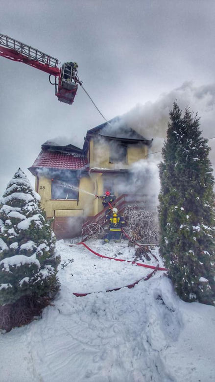 Pożar w Hajnówce. Matka z synem w jednej chwili stracili wszystko [ZDJĘCIA]