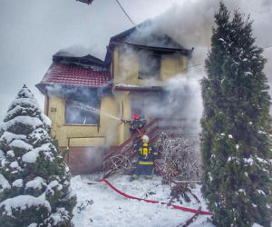 Pożar w Hajnówce. Matka z synem w jednej chwili stracili wszystko [ZDJĘCIA]