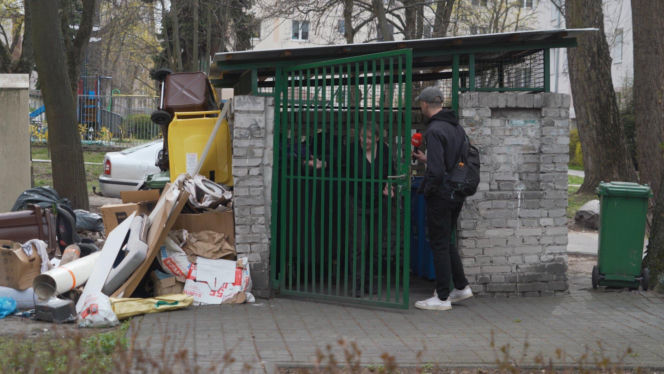 „Cały Grochów w szczurach!”. Mieszkańcy prawobrzeżnej Warszawy ponownie toną we własnych śmieciach