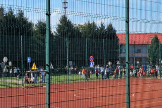 Alarm bombowy w starachowickich szkołach