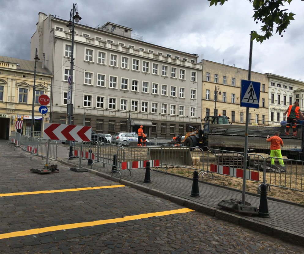 Uwaga bydgoszczanie! Rozpoczęły się prace nad przebudową ul. Focha [ZDJĘCIA]