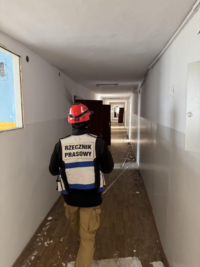 Potężne manewry strażaków na Pomorzu. Do akcji weszły psy ratownicze i policyjni antyterroryści